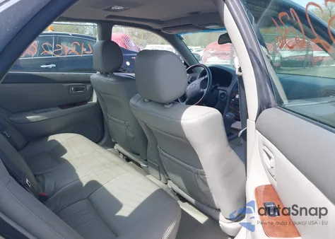 2001 Lexus Es 300 from USA, damaged, VIN JT8BF28G110334879